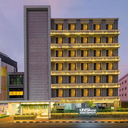 Unisi Hotel Malioboro - Jogja Syariah Yogyakarta Exterior photo