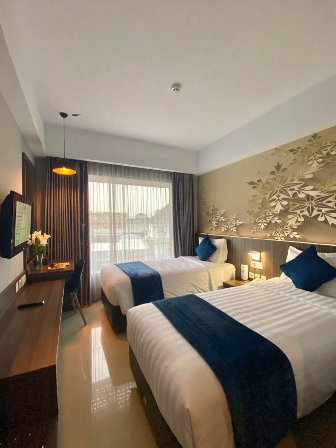 Unisi Hotel Malioboro - Jogja Syariah Yogyakarta Exterior photo