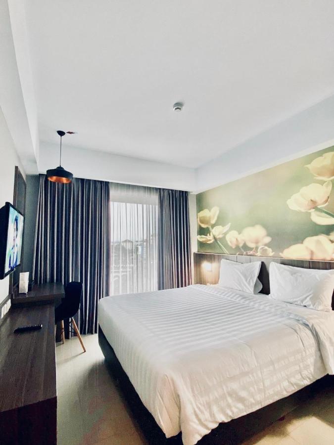 Unisi Hotel Malioboro - Jogja Syariah Yogyakarta Exterior photo